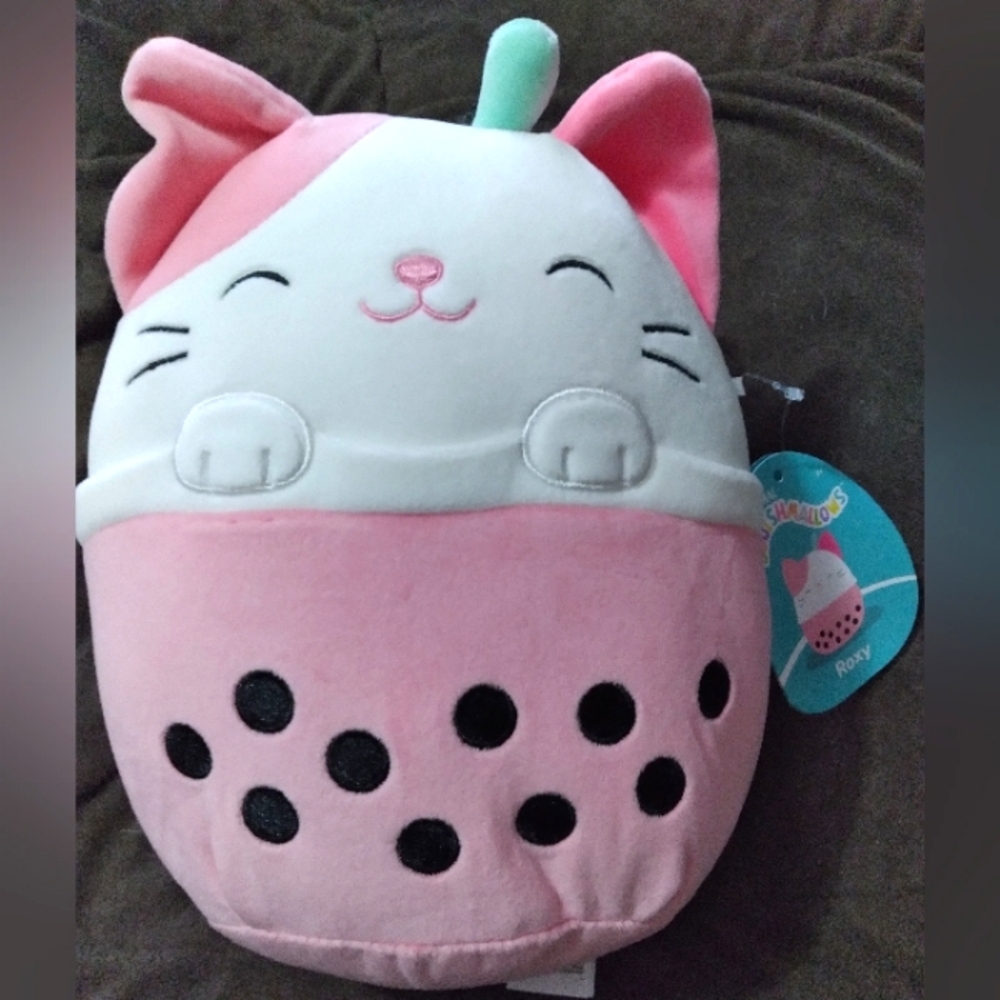 Squishmallow Roxy Boba Cat NWT